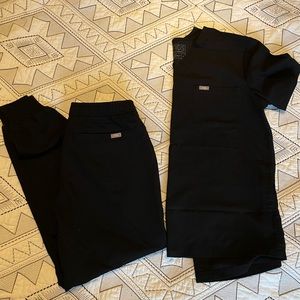 Men’s Black Figs Joggers Scrub Set Size M
